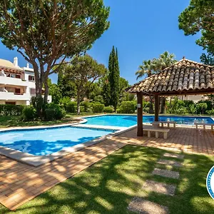 vilamoura-oasis-family-duplex.hotelaalgarve.com/