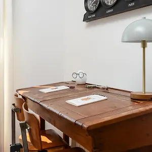 jardim-das-flores-luxury-apartment.hotels-lisbon-portugal.com/